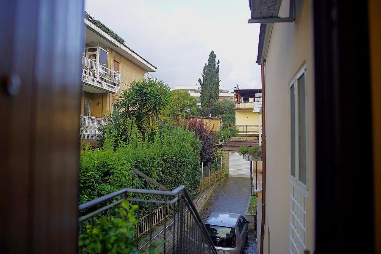 Eva Capital Guest House Vitinia Dış mekan fotoğraf
